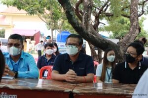 1. Cam Capital Distribution Ceremony 3 300x200 1