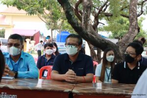 Good Neighbors Cambodia – Cam Capital Plc Supported Tuol Rokakos Primary School with School Supplies and T-Shirts 1 1. Cam Capital Distribution Ceremony 3 300x200 1