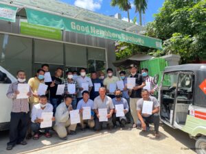 “Good Taxi Project”, 20 Auto Rickshaws handover to drivers! 6 SSE ceremony Selected 6 300x225 1