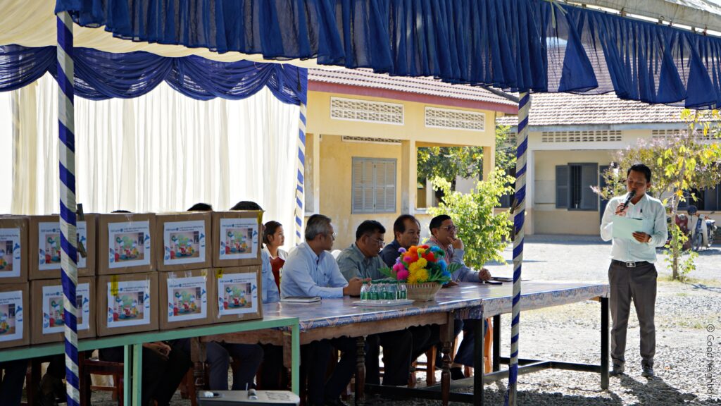 Good Neighbors Cambodia – DGB Cam Capital Visited and Handed Out Gift Materials to students in Kok Ches Primary School 4 6 2
