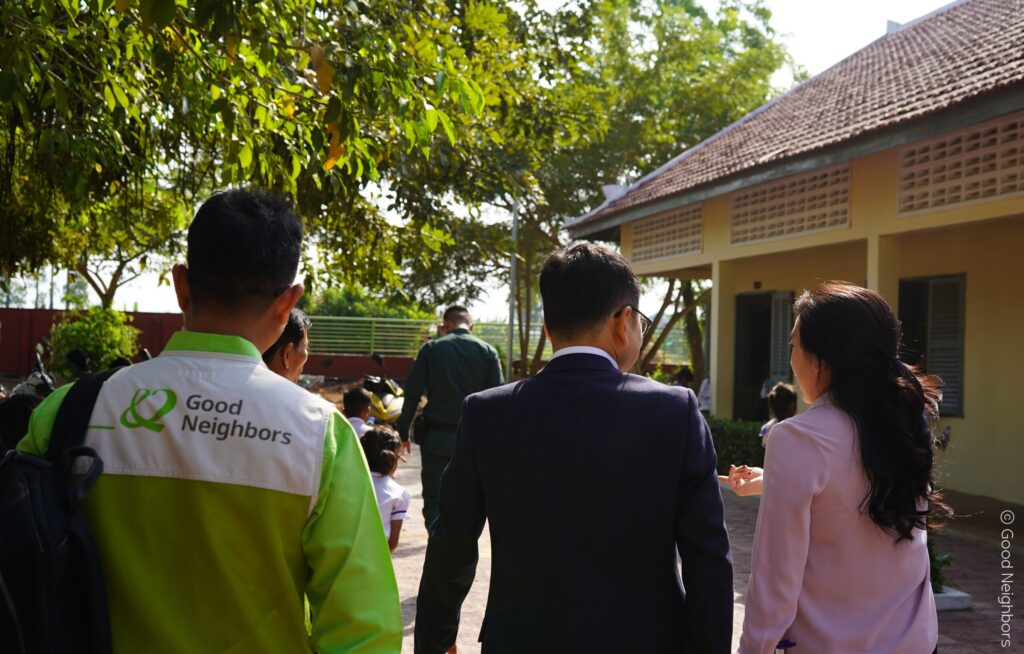Good Neighbors Cambodia - School and WASH Equipment Handing Over Ceremony to Bun Rany Hun Sen Koh Thmei Primary School 14 15 scaled 1