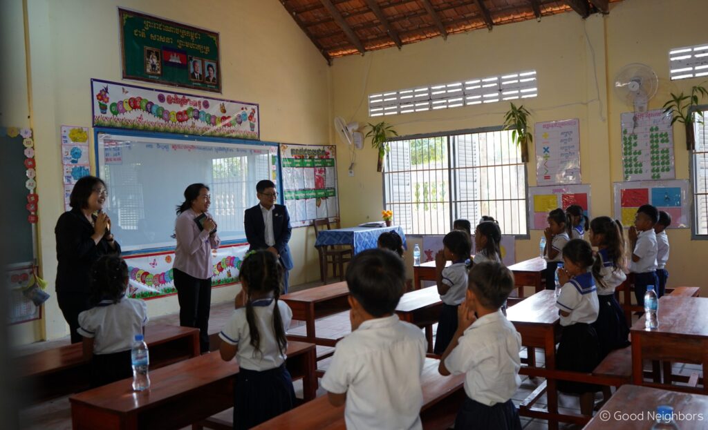 Good Neighbors Cambodia - School and WASH Equipment Handing Over Ceremony to Bun Rany Hun Sen Koh Thmei Primary School 15 16 scaled 3