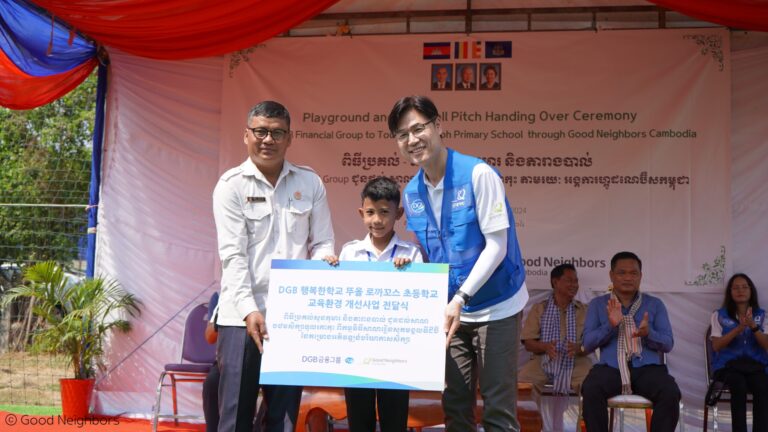 Good Neighbors Cambodia – DGB Handing Over Ceremony and Volunteer Activity at TuolRoukarKoh Primary School 6 11 11 scaled 3
