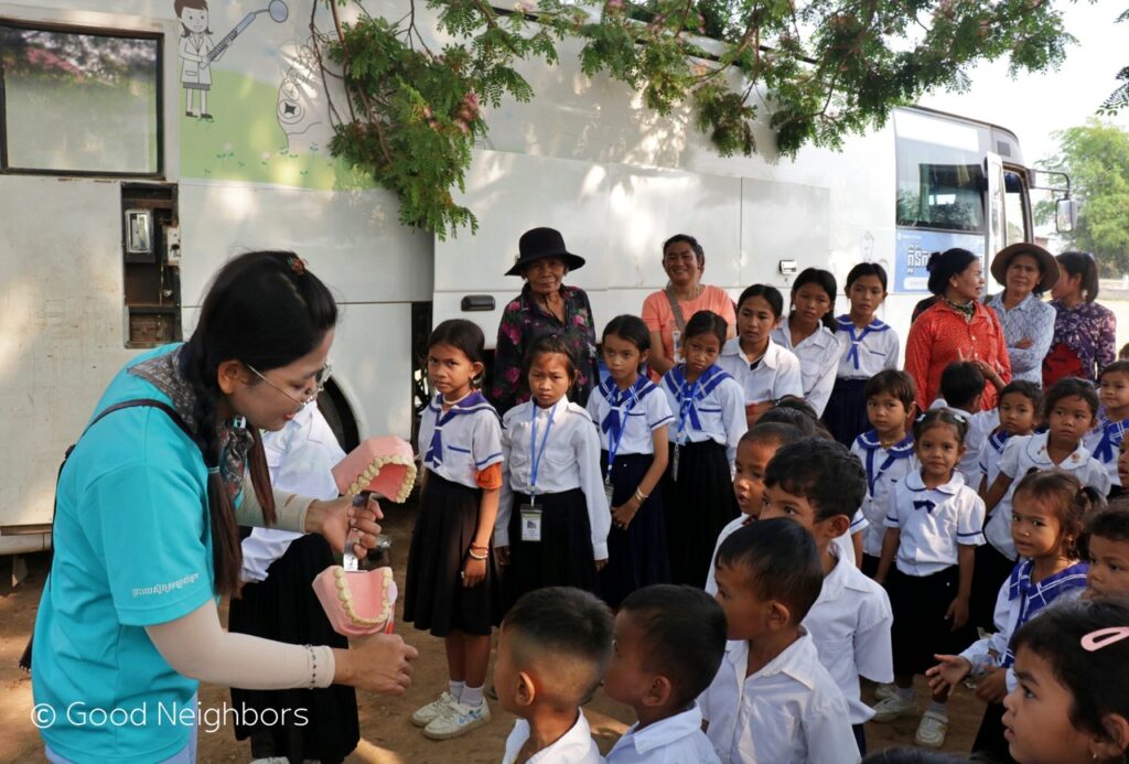 Good Neighbors Cambodia – Ou Chrov CDP Participated World Oral Health Day 8 IMG 9436 scaled 1