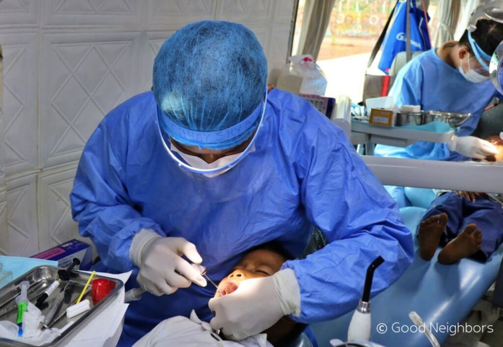 Good Neighbors Cambodia – Ou Chrov CDP Participated World Oral Health Day 4 photo 2024 03 13 18 21 21 2