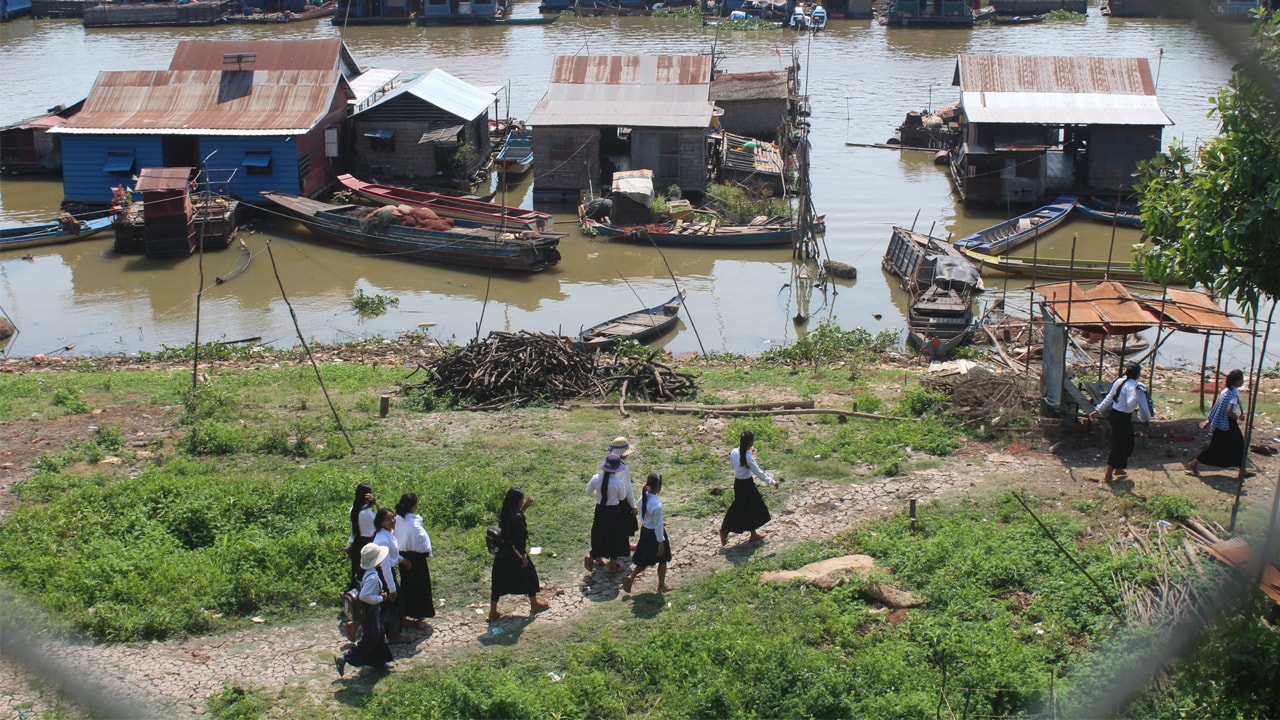 Floating & On land Communities 1 floating area