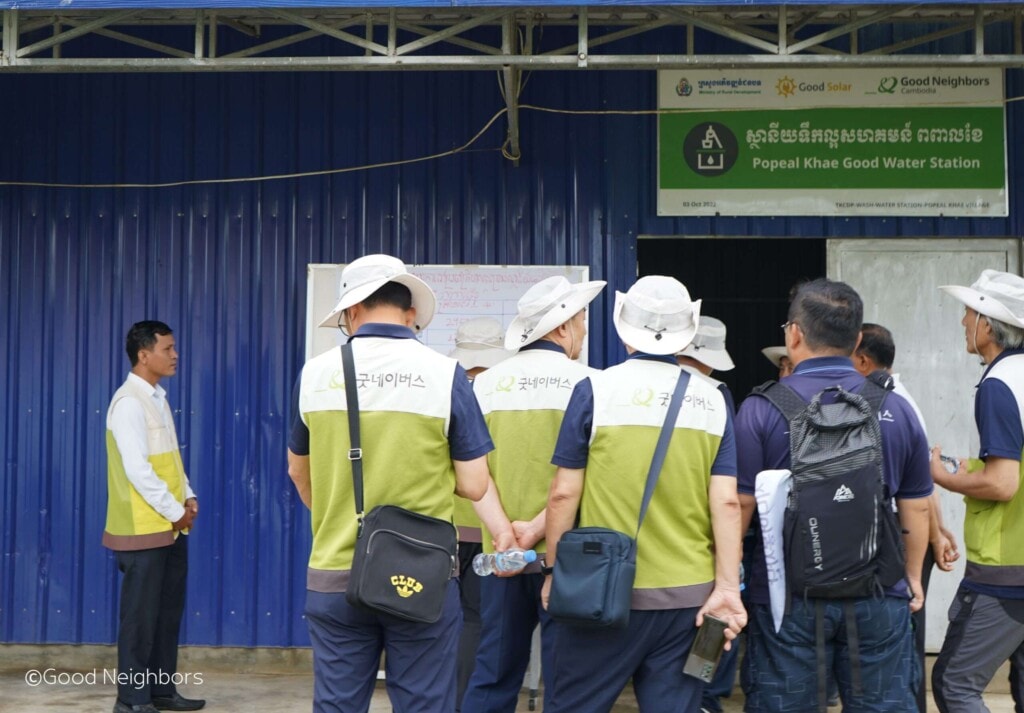 Good Neighbors Cambodia – Senior Volunteer Group of Mirae Foundation visited ‘Hajun Dream School Project’ in Ou Chrov Community 9 16 scaled 1
