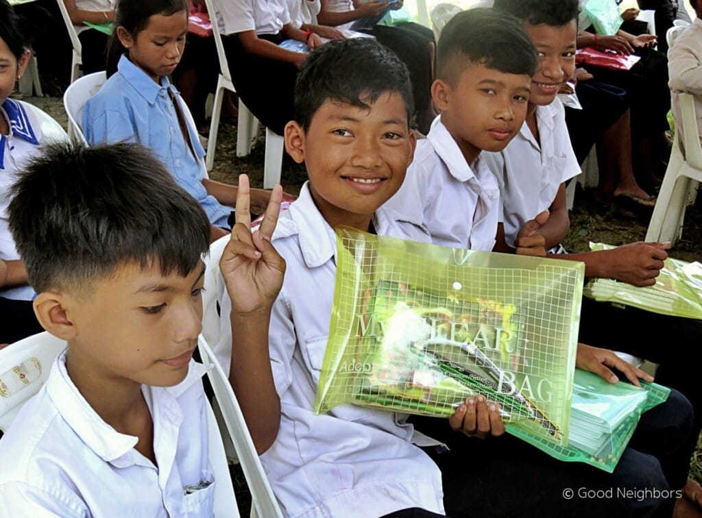 អង្គការហ្គូដណេប៊ឺសកម្ពុជា – ក្រុមហ៊ុនសាមសុង ឧបត្ថម្ភទូរទស្សន៍ដើម្បីបង្កើន និងរួមបញ្ចូលការអប់រំឌីជីថលនៅក្នុងសាលារៀននៅកម្ពុជា 10 IMG 4765 scaled 1